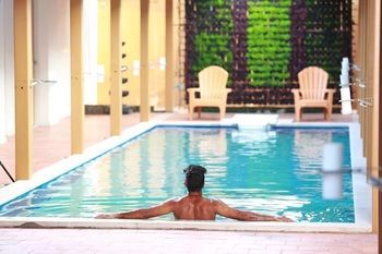 Hotel Sukhayus Wellness Ayurveda Retreat à Kochi Extérieur photo